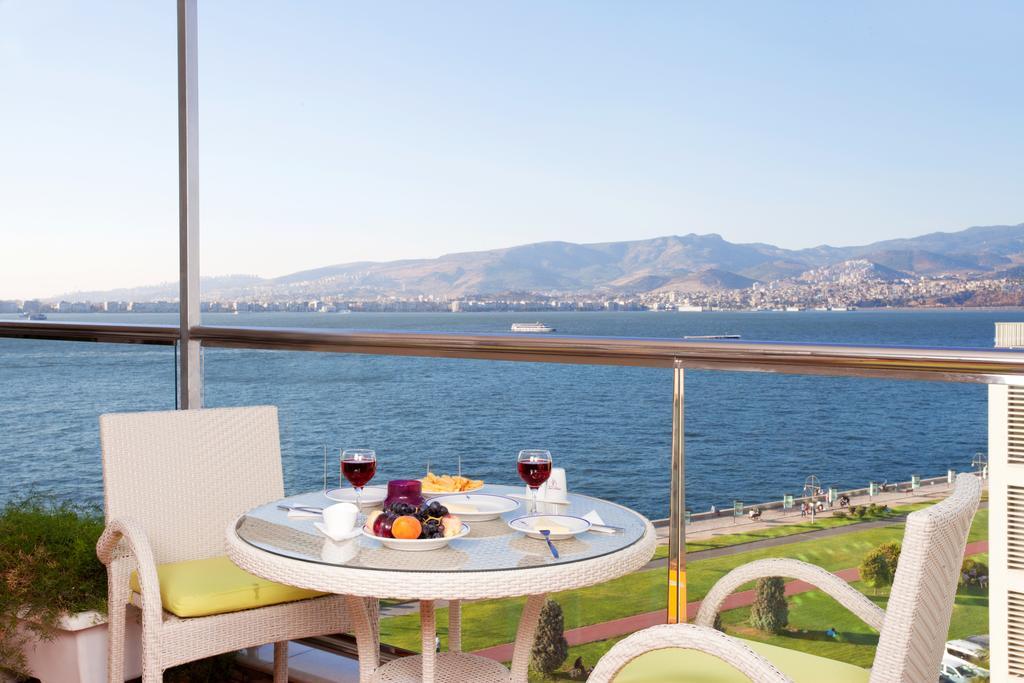 Izmir Palas Hotel Luaran gambar